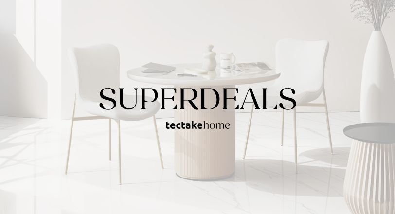 Heller, moderner Essbereich mit rundem Tisch und zwei weißen Stühlen – Superdeals bei tectakehome.